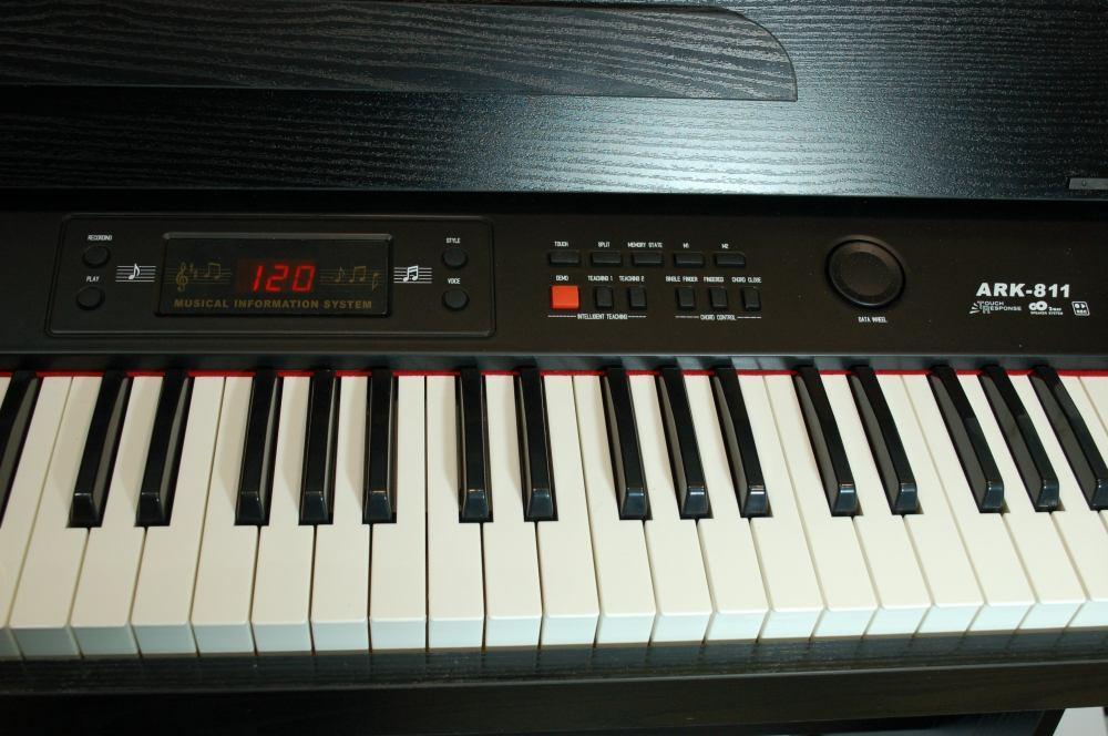 Дигитално пиано ARK811