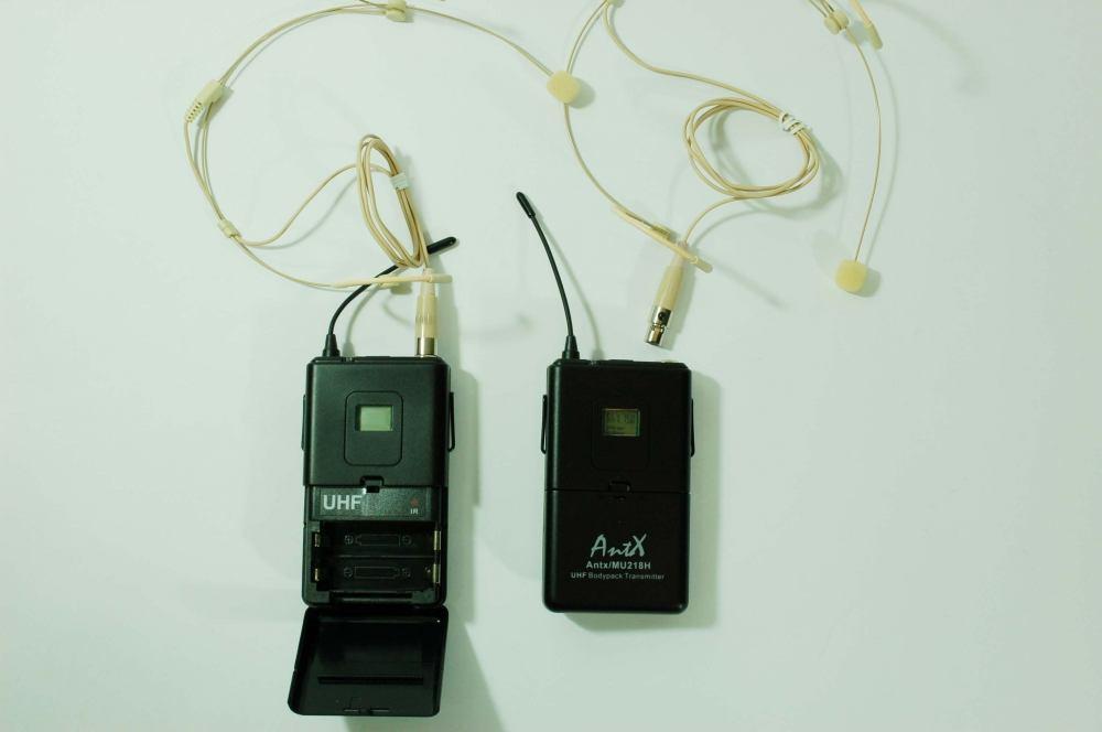 Двоен UHF микрофон MU218H за глава  със сменяема честота /Head set/