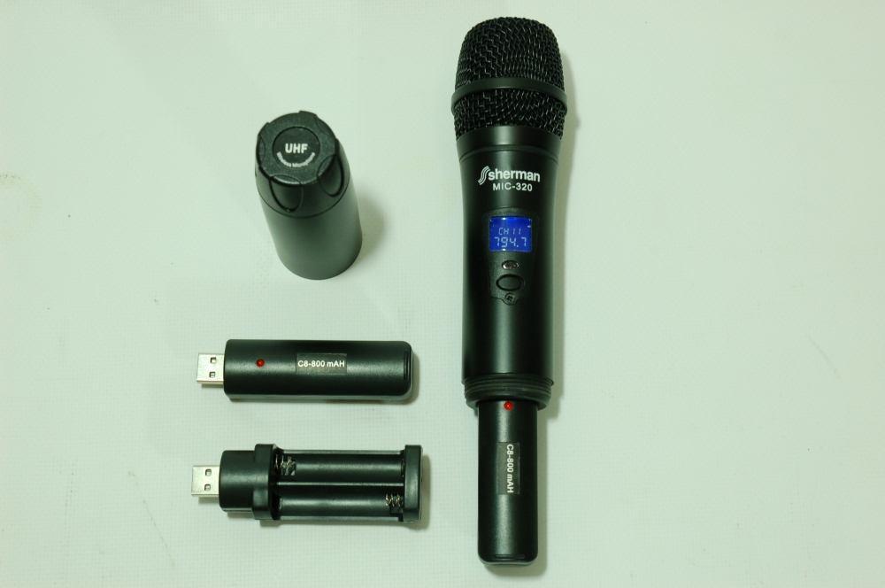 Двоен UHF микрофон Mic320 с акумулатори