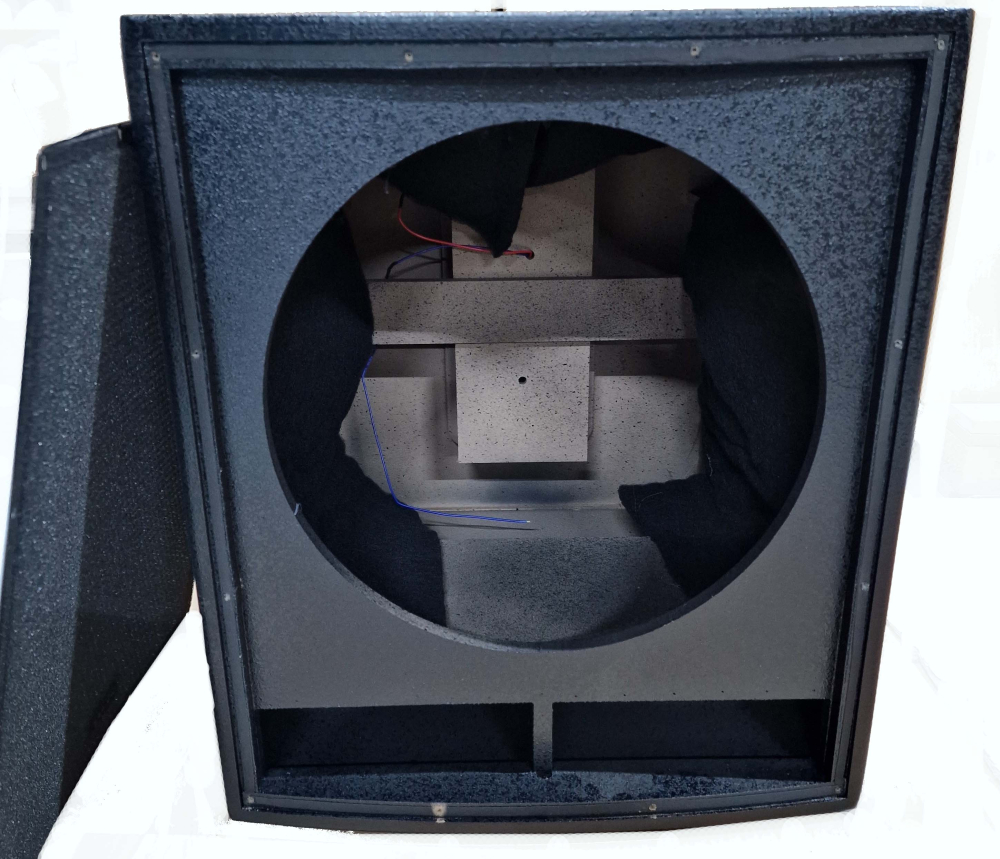 Кутия за 18 инчов бас